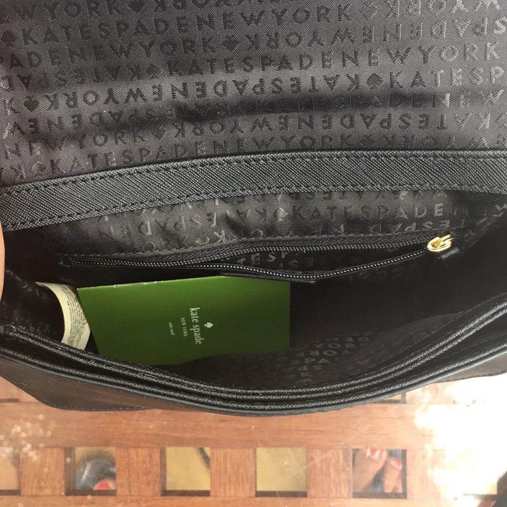 LIKE NEW KATE SPADE CROSSBODY - Picture 9 of 15